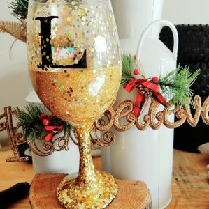 Custom glam wine glass